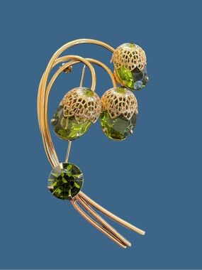 Sarah Coventry Gold-Tone Brooch with Olive Green Crystals